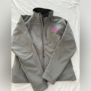 Women’s The North Face rain jacket. Size medium
